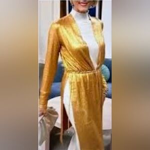 IMAN Metallic Gold Knit Top